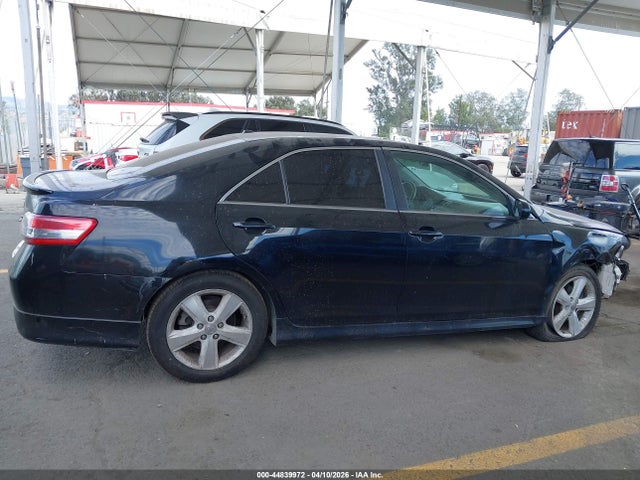44839972 :رقم المزاد ، 4T1BK3EK6BU623886 vin ، 2011 Toyota Camry Se V6 مزاد بيع