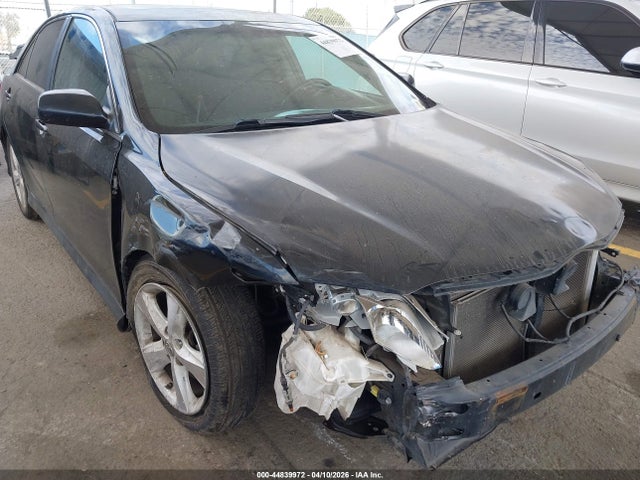 44839972 :رقم المزاد ، 4T1BK3EK6BU623886 vin ، 2011 Toyota Camry Se V6 مزاد بيع
