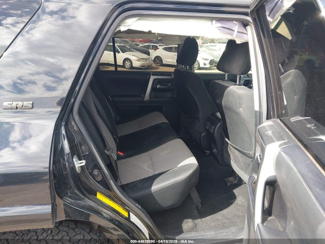 JTEMU5JR3M5932066 Toyota 4RUNNER SR5