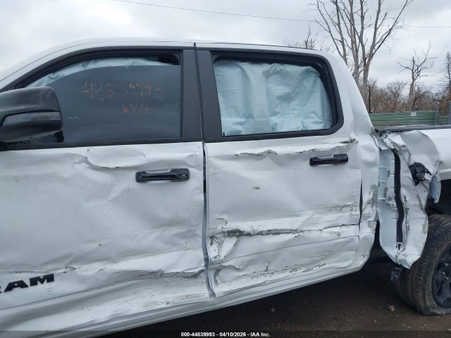 Продажа на аукционе авто 2025 Ram 1500 Big Horn  4x4 5'7 Box, vin: 1C6RRFFG1SN576102, номер лота: 44839993