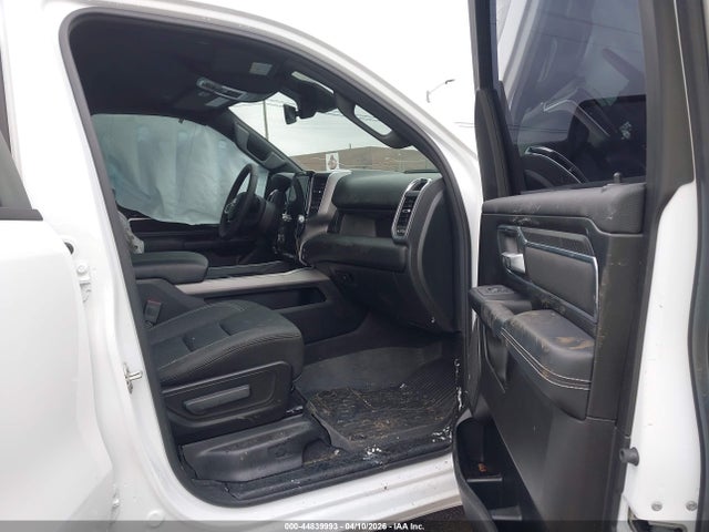 Продажа на аукционе авто 2025 Ram 1500 Big Horn  4x4 5'7 Box, vin: 1C6RRFFG1SN576102, номер лота: 44839993