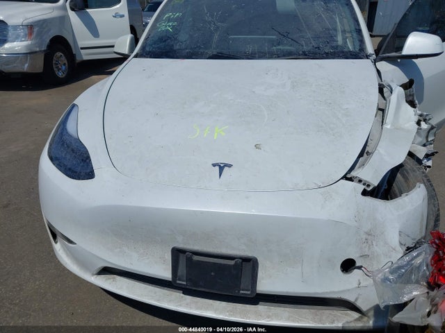 Продажа на аукционе авто 2023 Tesla Model Y Awd/long Range Dual Motor All-wheel Drive, vin: 7SAYGDEE5PF763477, номер лота: 44840019
