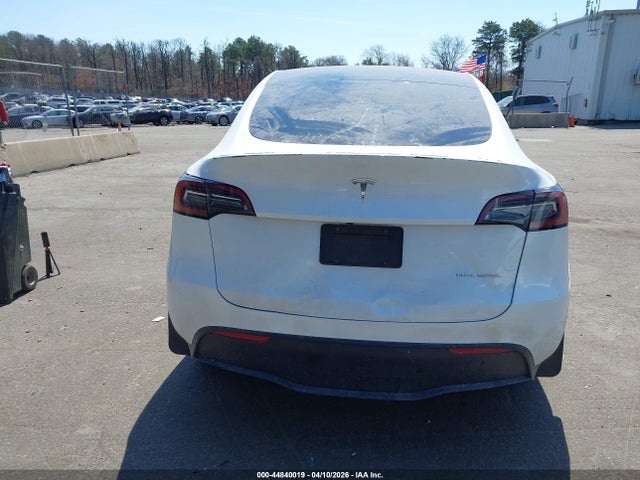 Продажа на аукционе авто 2023 Tesla Model Y Awd/long Range Dual Motor All-wheel Drive, vin: 7SAYGDEE5PF763477, номер лота: 44840019