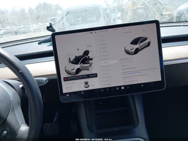 Продажа на аукционе авто 2023 Tesla Model Y Awd/long Range Dual Motor All-wheel Drive, vin: 7SAYGDEE5PF763477, номер лота: 44840019