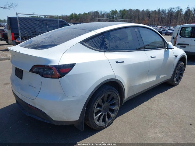 Продажа на аукционе авто 2023 Tesla Model Y Awd/long Range Dual Motor All-wheel Drive, vin: 7SAYGDEE5PF763477, номер лота: 44840019