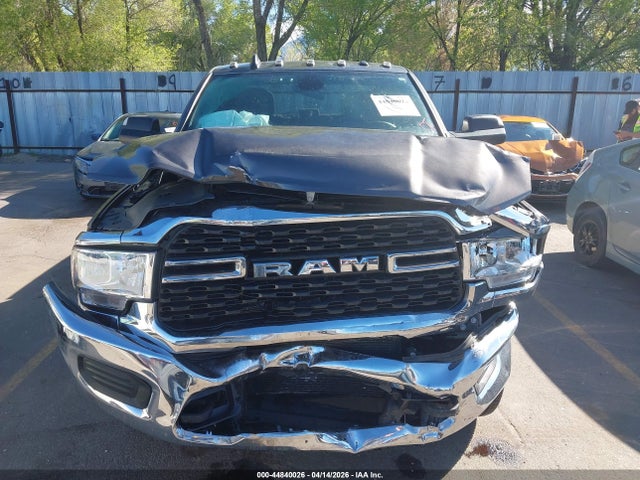 Продажа на аукционе авто 2022 Ram 2500 Big Horn  4x4 6'4 Box, vin: 3C6UR5DL2NG313120, номер лота: 44840026