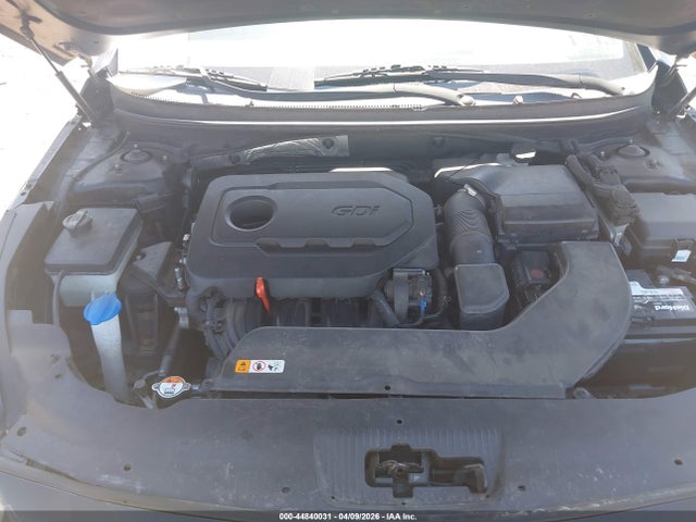 44840031 :رقم المزاد ، 5NPE24AF4GH357706 vin ، 2016 Hyundai Sonata Se مزاد بيع