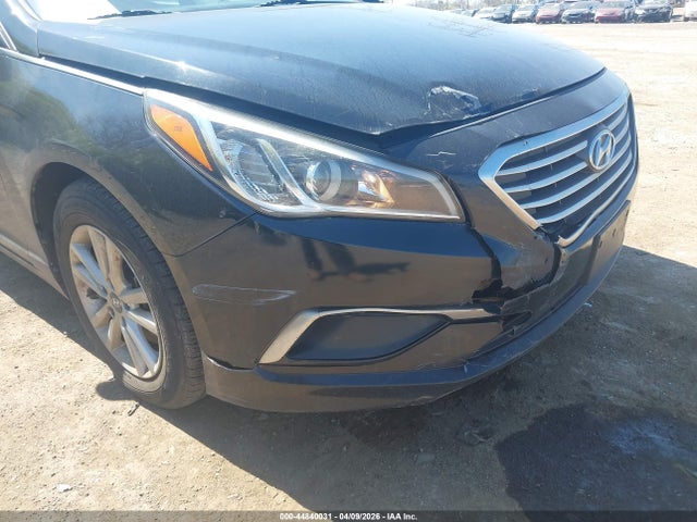44840031 :رقم المزاد ، 5NPE24AF4GH357706 vin ، 2016 Hyundai Sonata Se مزاد بيع