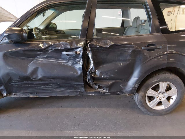 Продаж на аукціоні авто 2012 Subaru Forester 2.5x, vin: JF2SHABC6CH403261, номер лоту: 44840064