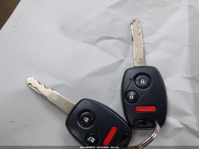 2008 HONDA CR-V JHLRE48728C044385 Photo 10