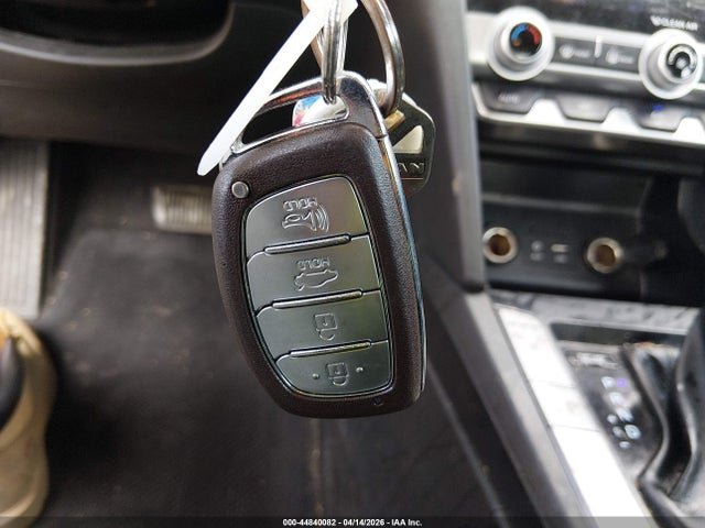 44840082 :رقم المزاد ، 5NPD84LF0LH543566 vin ، 2020 Hyundai Elantra Value Edition مزاد بيع