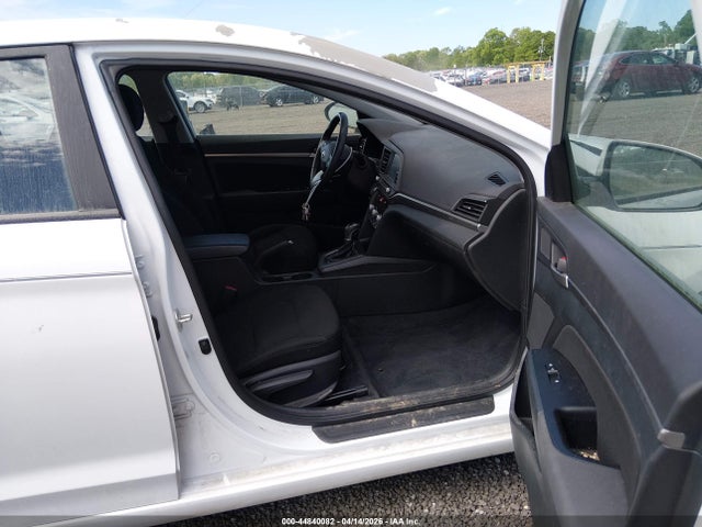 44840082 :رقم المزاد ، 5NPD84LF0LH543566 vin ، 2020 Hyundai Elantra Value Edition مزاد بيع