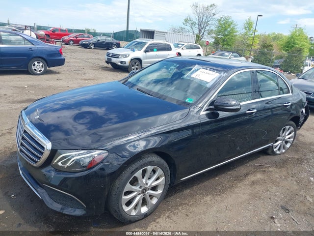 Продажа на аукционе авто 2018 Mercedes-benz E 300 4matic, vin: WDDZF4KB4JA410717, номер лота: 44840097