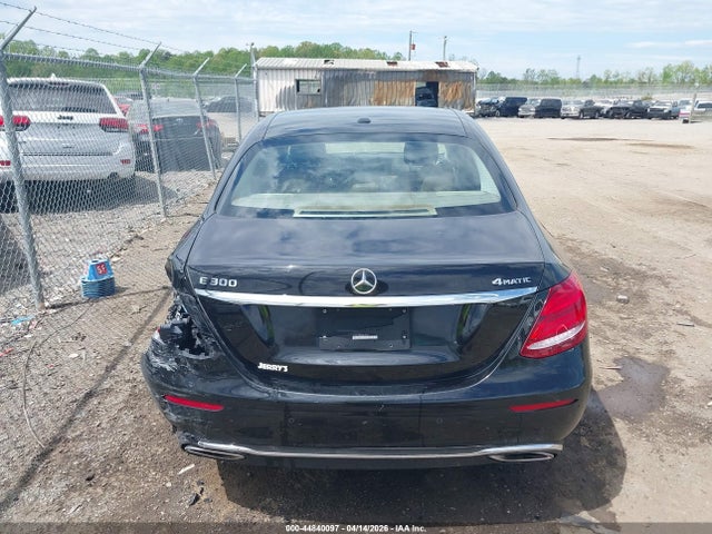 Продажа на аукционе авто 2018 Mercedes-benz E 300 4matic, vin: WDDZF4KB4JA410717, номер лота: 44840097