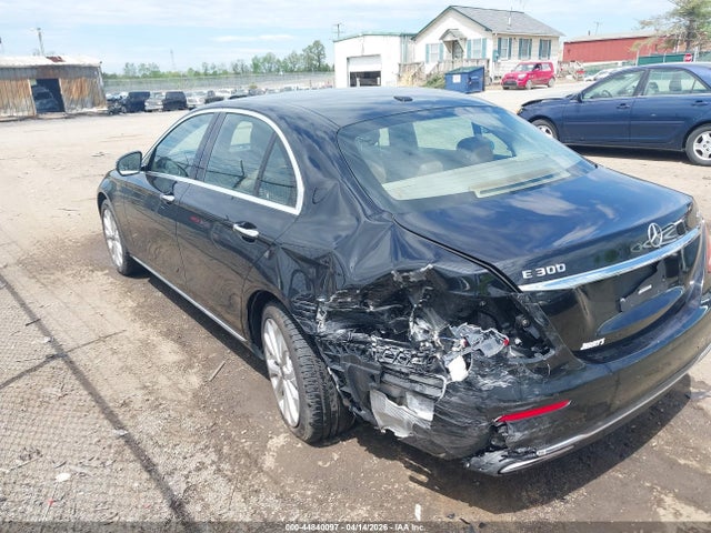 Продажа на аукционе авто 2018 Mercedes-benz E 300 4matic, vin: WDDZF4KB4JA410717, номер лота: 44840097