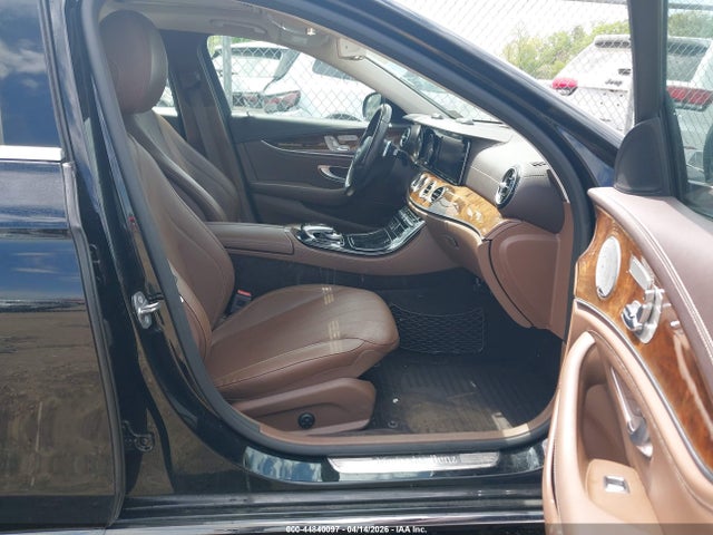 Продажа на аукционе авто 2018 Mercedes-benz E 300 4matic, vin: WDDZF4KB4JA410717, номер лота: 44840097