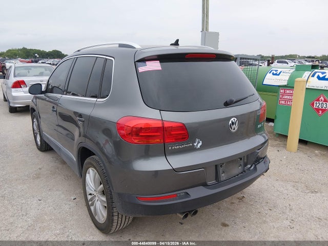 2014 VOLKSWAGEN TIGUAN WVGAV3AXXEW528034 Photo 2