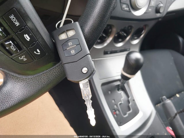Продажа на аукционе авто 2011 Mazda Mazda3 I Touring, vin: JM1BL1VF1B1495258, номер лота: 44840100