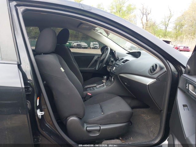 Продажа на аукционе авто 2011 Mazda Mazda3 I Touring, vin: JM1BL1VF1B1495258, номер лота: 44840100