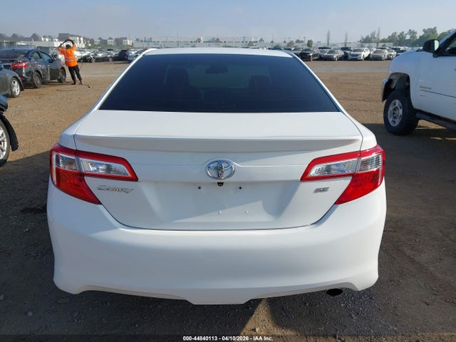 Aukcja sprzedaży 2014 Toyota Camry Se Sport, vin: 4T1BF1FK6EU750035, numer aukcji: 44840113