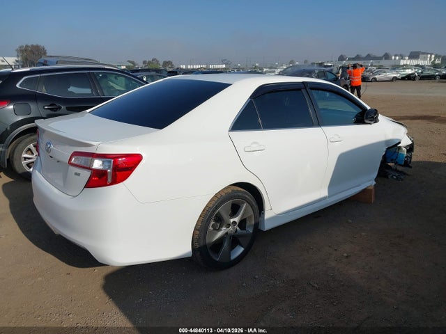 Aukcja sprzedaży 2014 Toyota Camry Se Sport, vin: 4T1BF1FK6EU750035, numer aukcji: 44840113