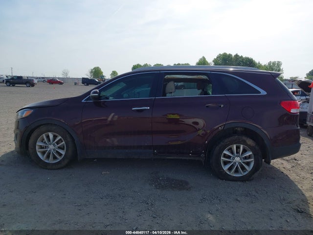 Продаж на аукціоні авто 2017 Kia Sorento 2.4l Lx, vin: 5XYPG4A37HG286669, номер лоту: 44840117