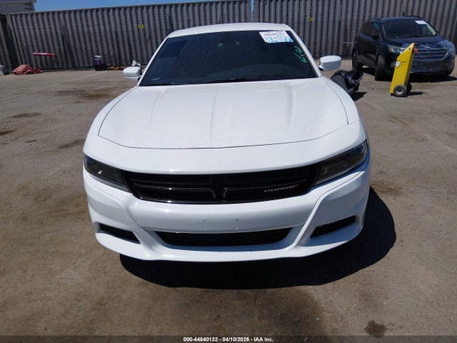 2C3CDXBG3NH212595 Dodge Charger Sxt Rwd