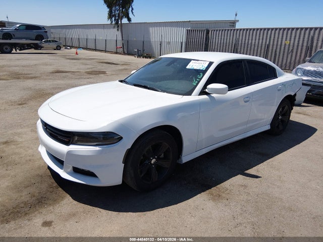 2C3CDXBG3NH212595 Dodge Charger Sxt Rwd