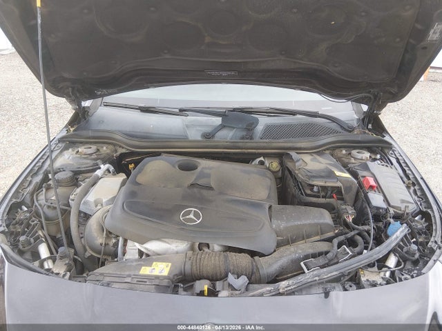 44840136 :رقم المزاد ، WDDSJ4EB6GN370752 vin ، 2016 Mercedes-benz Cla 250 مزاد بيع