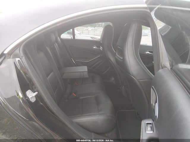 44840136 :رقم المزاد ، WDDSJ4EB6GN370752 vin ، 2016 Mercedes-benz Cla 250 مزاد بيع