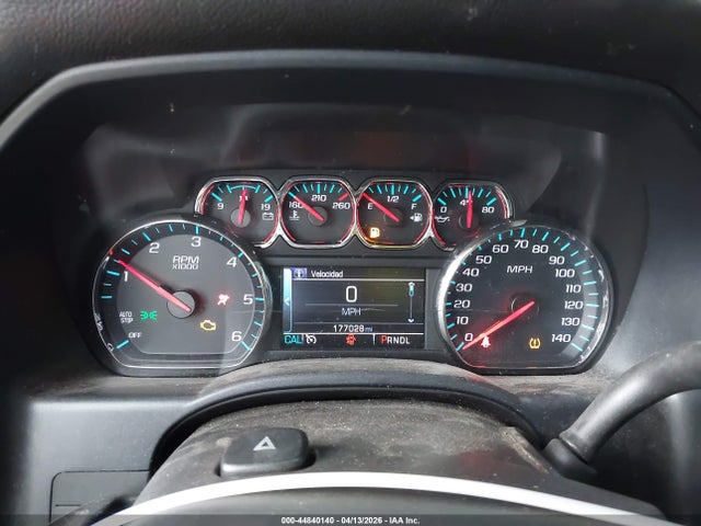 3GCUCRER0JG402439 Chevrolet Silverado 1500 1lt