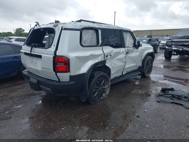 Продажа на аукционе авто 2024 Toyota Land Cruiser, vin: JTEABFAJ4R5006145, номер лота: 44840149