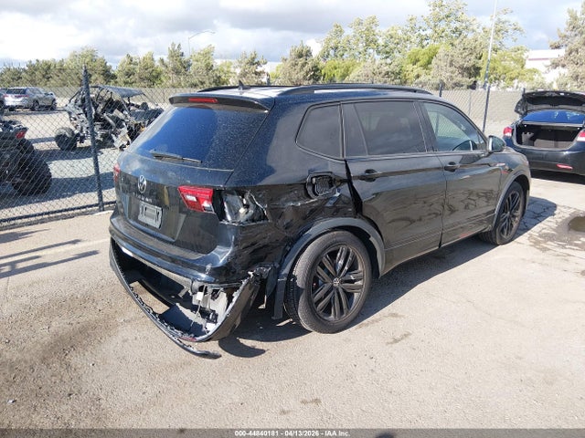 3VVCB7AX4NM140165 Volkswagen Tiguan 2.0t Se R-line Black