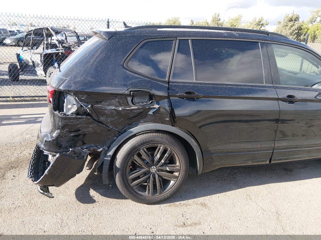 3VVCB7AX4NM140165 Volkswagen Tiguan 2.0t Se R-line Black