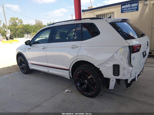 2024 Volkswagen Tiguan 2.0t Se R-line Black მანქანა იყიდება აუქციონზე, vin: 3VVCB7AX9RM204481, აუქციონის ნომერი: 44840216