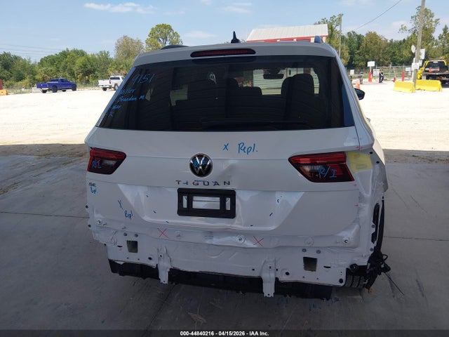 2024 Volkswagen Tiguan 2.0t Se R-line Black მანქანა იყიდება აუქციონზე, vin: 3VVCB7AX9RM204481, აუქციონის ნომერი: 44840216