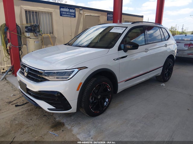 2024 Volkswagen Tiguan 2.0t Se R-line Black მანქანა იყიდება აუქციონზე, vin: 3VVCB7AX9RM204481, აუქციონის ნომერი: 44840216