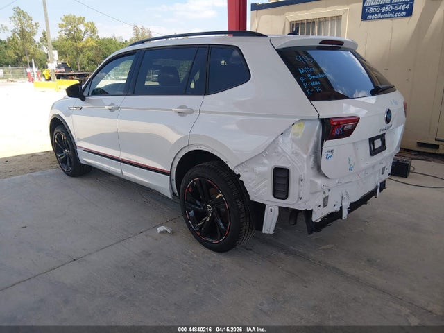 2024 Volkswagen Tiguan 2.0t Se R-line Black მანქანა იყიდება აუქციონზე, vin: 3VVCB7AX9RM204481, აუქციონის ნომერი: 44840216
