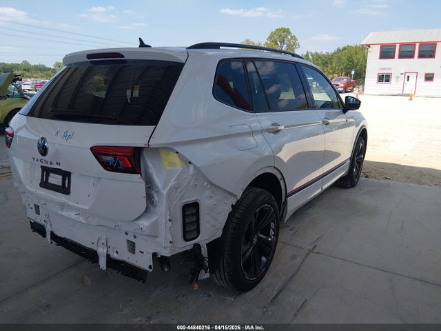 2024 Volkswagen Tiguan 2.0t Se R-line Black მანქანა იყიდება აუქციონზე, vin: 3VVCB7AX9RM204481, აუქციონის ნომერი: 44840216
