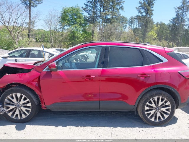 Продаж на аукціоні авто 2020 Ford Escape Titanium, vin: 1FMCU9J9XLUB46921, номер лоту: 44840220