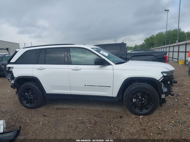 1C4RJHAG2SC323112 Jeep Grand Cherokee Altitude 4x4