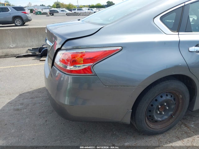 Nissan Altima 2.5 S 2015 1N4AL3AP9FC186515 Image 18