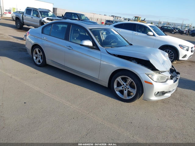 2013 Bmw 328i მანქანა იყიდება აუქციონზე, vin: WBA3A5G54DNP26409, აუქციონის ნომერი: 44840236