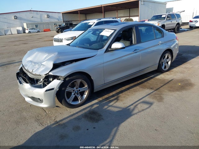 Aukcja sprzedaży 2013 Bmw 328i, vin: WBA3A5G54DNP26409, numer aukcji: 44840236