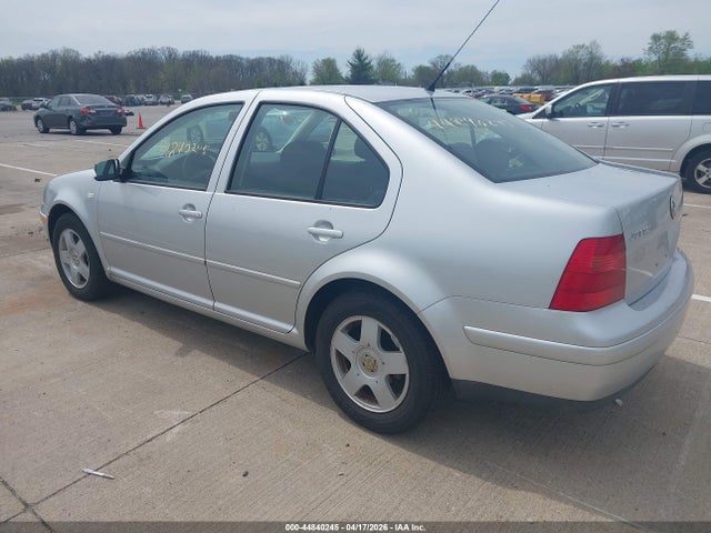 44840245 :رقم المزاد ، 3VWSB69M82M166288 vin ، 2002 Volkswagen Jetta Gls مزاد بيع