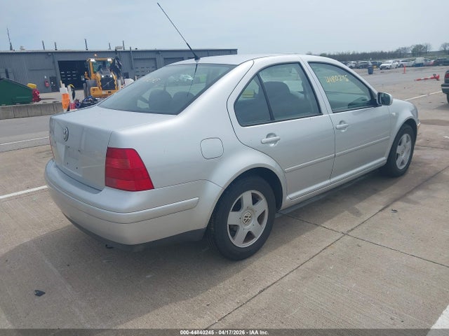 44840245 :رقم المزاد ، 3VWSB69M82M166288 vin ، 2002 Volkswagen Jetta Gls مزاد بيع