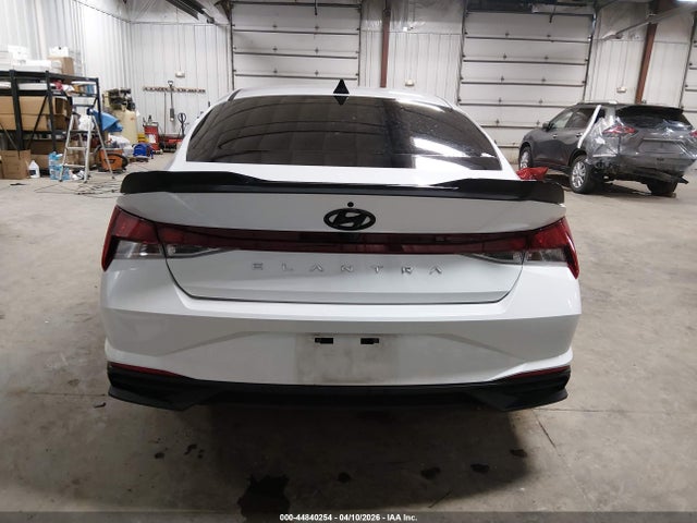 2022 Hyundai Elantra Sel მანქანა იყიდება აუქციონზე, vin: 5NPLM4AG8NH068268, აუქციონის ნომერი: 44840254