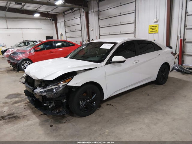 2022 Hyundai Elantra Sel მანქანა იყიდება აუქციონზე, vin: 5NPLM4AG8NH068268, აუქციონის ნომერი: 44840254