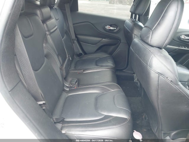 Продажа на аукционе авто 2015 Jeep Cherokee Latitude, vin: 1C4PJMCS3FW624378, номер лота: 44840264
