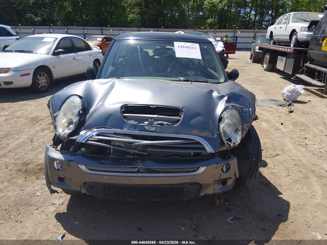 44840265 :رقم المزاد ، WMWRE33483TD60533 vin ، 2003 Mini Cooper S مزاد بيع